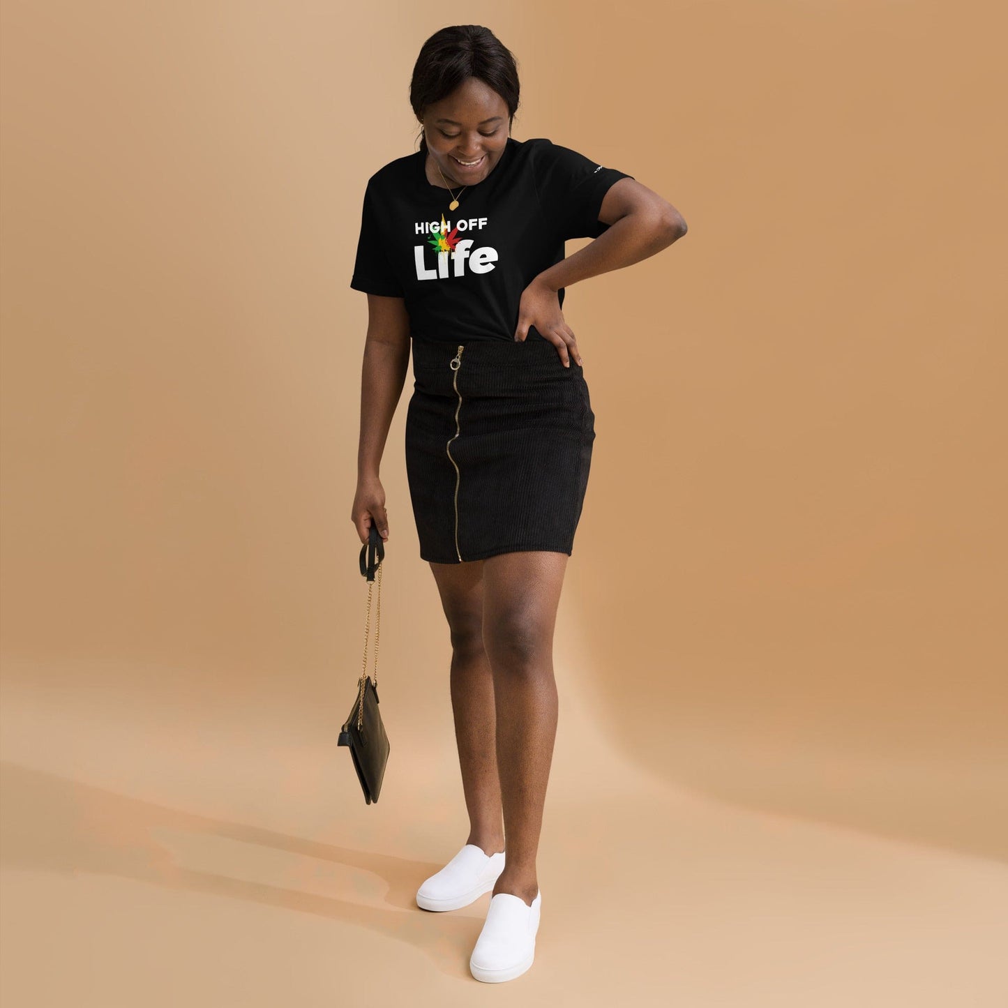 Crème Ja Unisex "H.O.L" T-Shirt